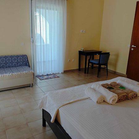 Sithonia Lodge Metamorfosi  Ngoại thất bức ảnh